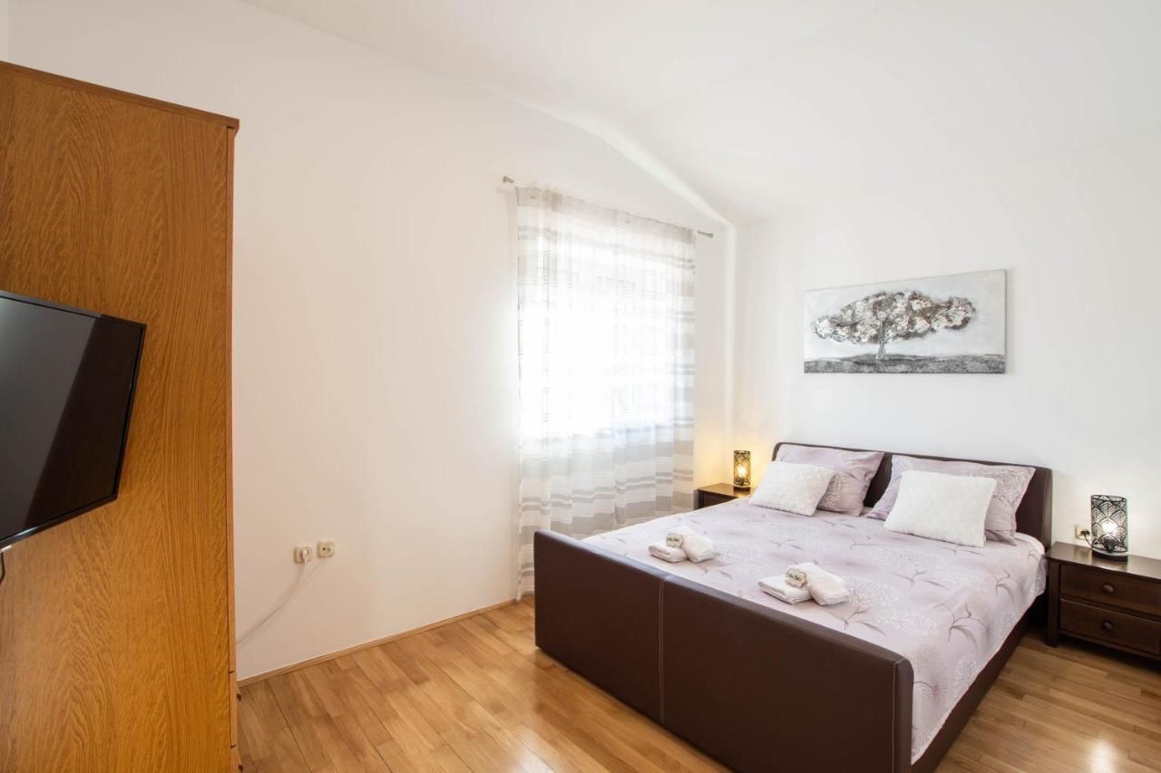 Vacation Villa Matic With 7 Bedrooms シニ エクステリア 写真